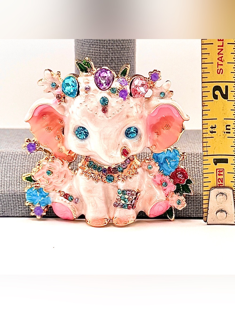 Rhinestone Crown Elephant Brooch - Picture 3 of 5